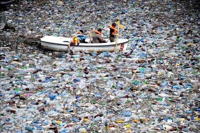 how-to-get-rid-of-the-plastic-polluting-the-ocean